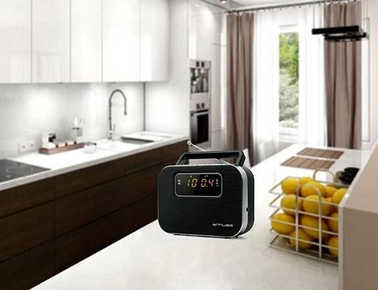 Muse M-081 R Draagbare radio – 20 voorkeurzenders, lichtnet en batterij – foto 2 van 3